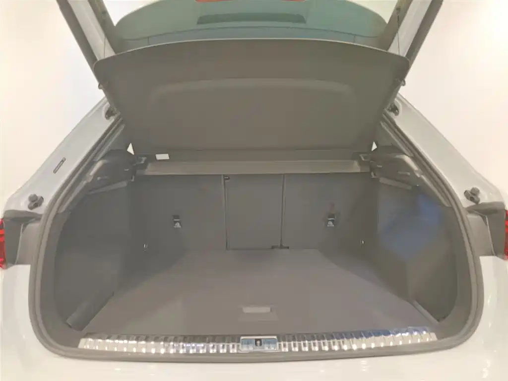Audi Q3 2024 2024 35 TFSI Fashion Sport