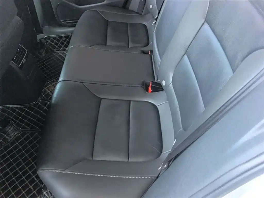 Volkswagen Sagitar 2017 230TSI Automatic Comfort фото 17