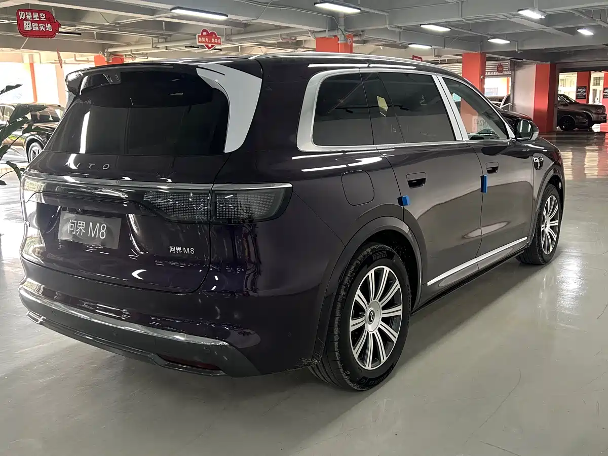 AITO Wenjie AITO M8 2025 Model Extended Range Max+ Edition 53.4kWh 6-Seater фото 8