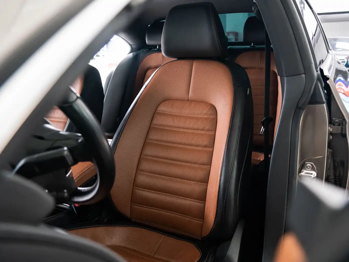 Volkswagen FAW-Volkswagen CC 2015 2.0TSI Supreme Edition фото 16
