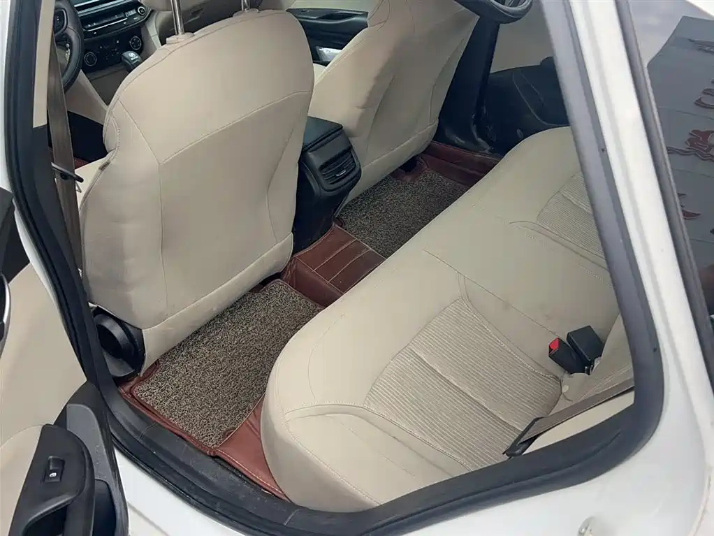 Buick Excelle 2015 18T Dual-Clutch Elite фото 13