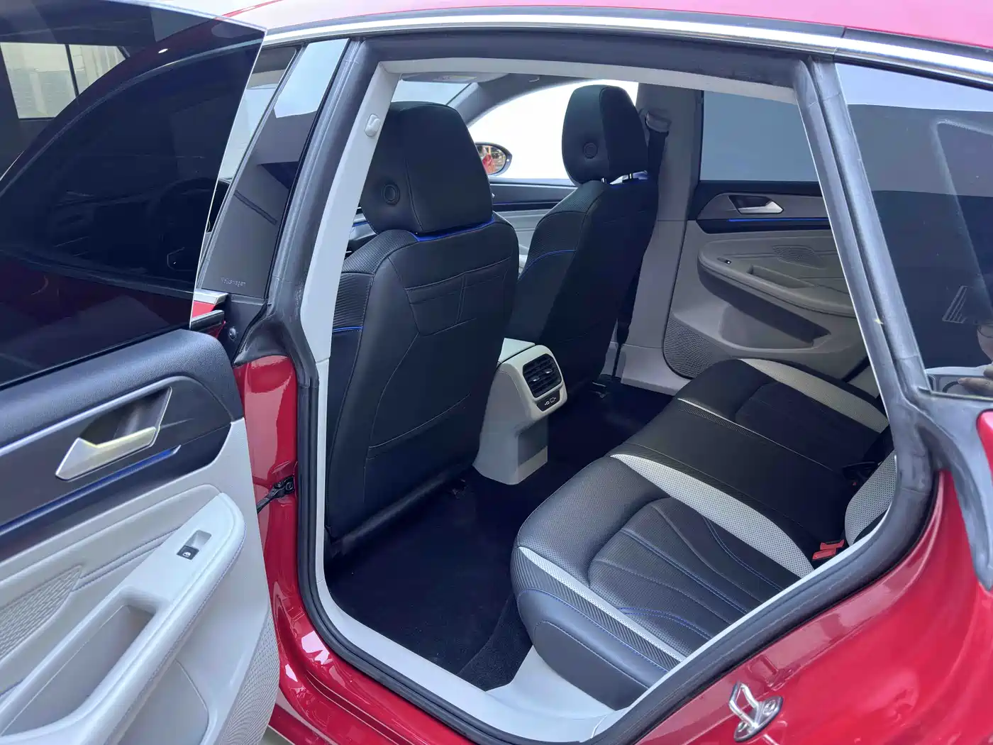 Volkswagen Lamando 2022 Lamando L 280TSI DSG Ultra Spicy Flagship фото 12
