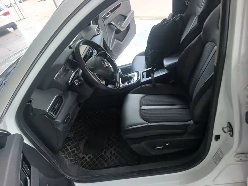 Dongfeng Aeolus Yixuan 2020 2020 230T Automatic Cool Edition