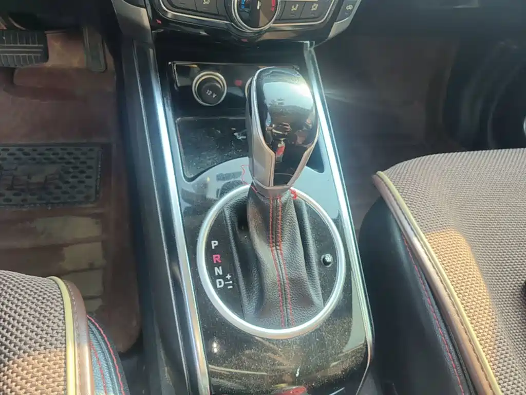 صورة 14 - Zotye Damai X5