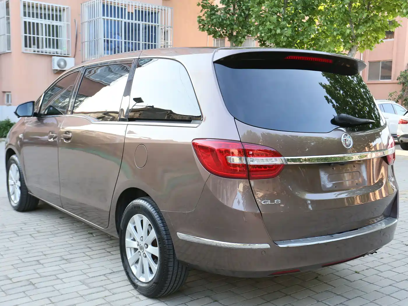 Buick GL8 2018 28T Comfort China VI фото 6