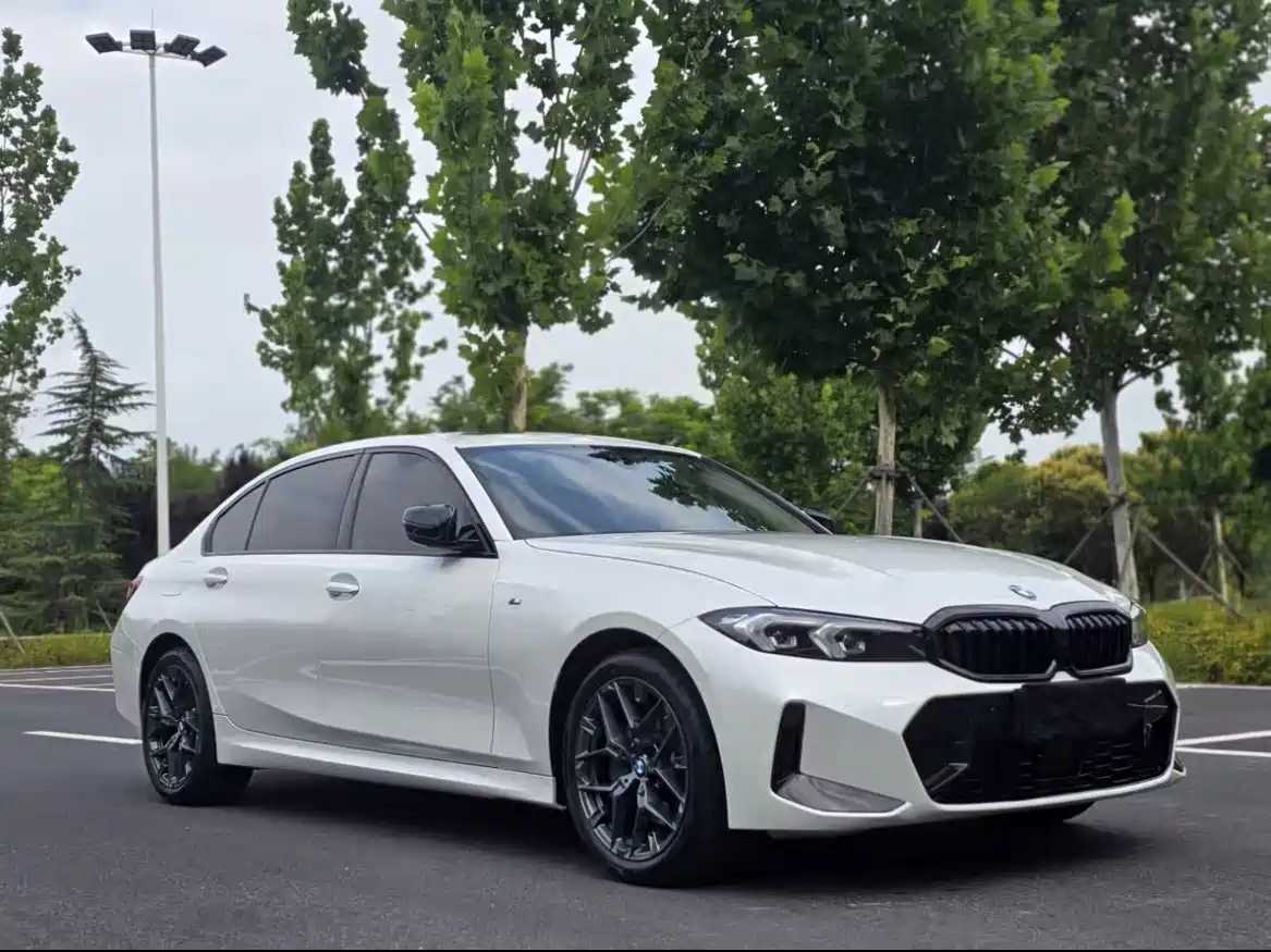 BMW 3 Series 2026 2026 330Li M Sport Shadowline Package