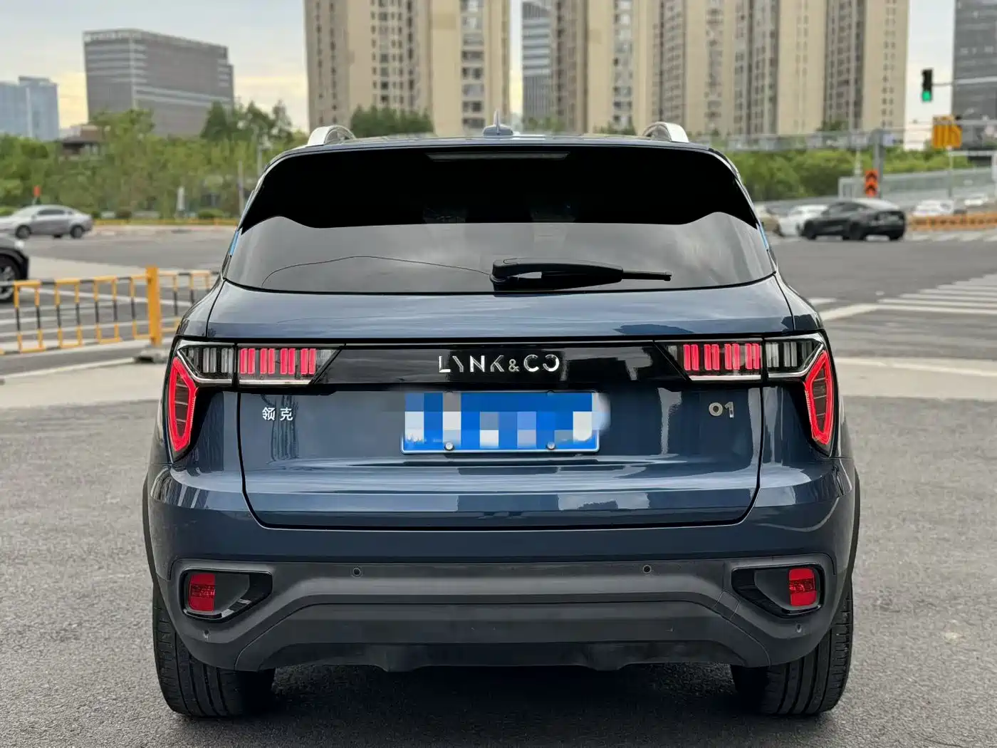 Lynk & Co 01 2017 2.0T 2WD Pro Version фото 8