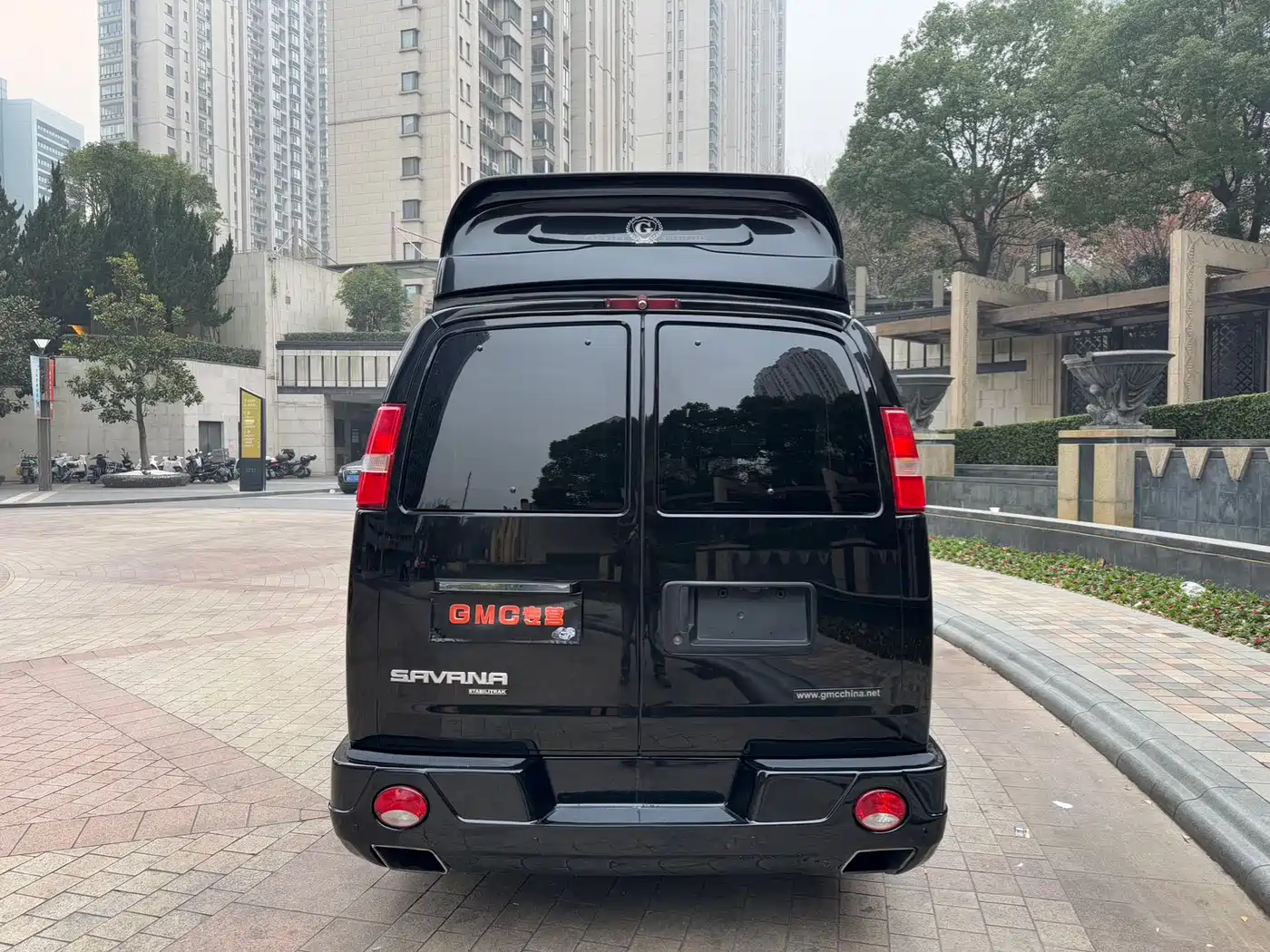 GMC Savana 2017 2017 G660 Elegance Edition
