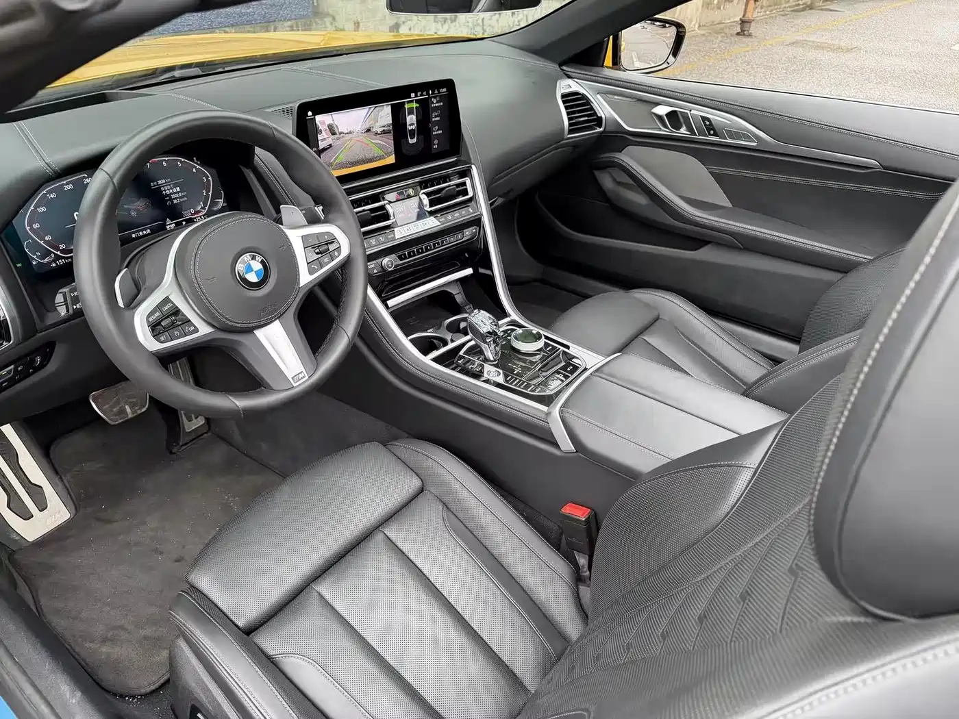 BMW 8 Series 2022 840i Convertible M Sport Package фото 13