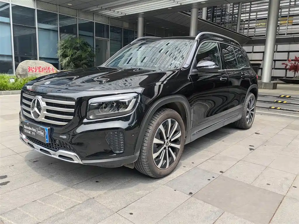 Mercedes-Benz GLB 2025 Model GLB 220 Fashion Style