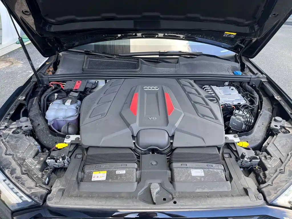 Audi SQ7 2025 2024 4.0 TFSI