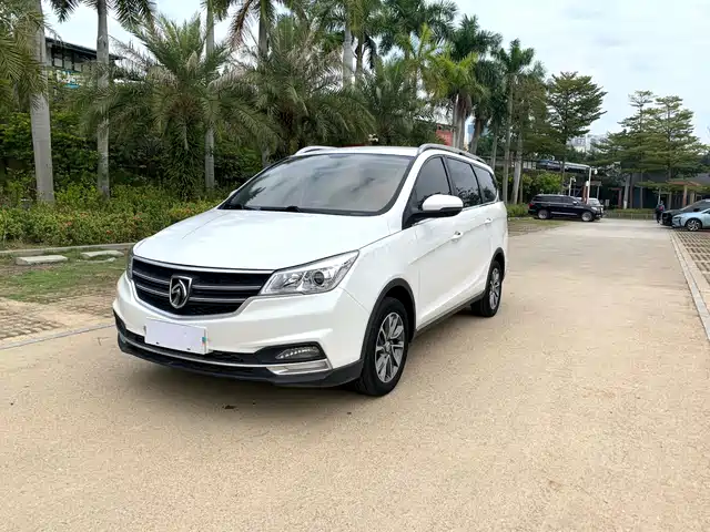 Baojun Baojun 730 2019 1.5T CVT Fashion 7-Seater China V