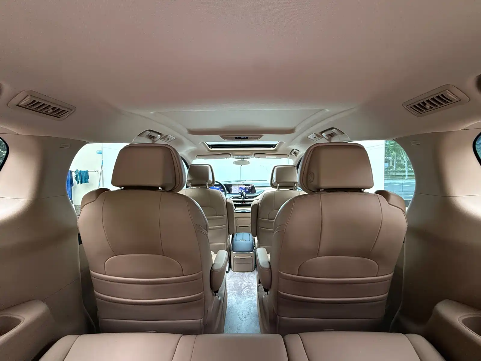 Фото 16 - Buick GL8