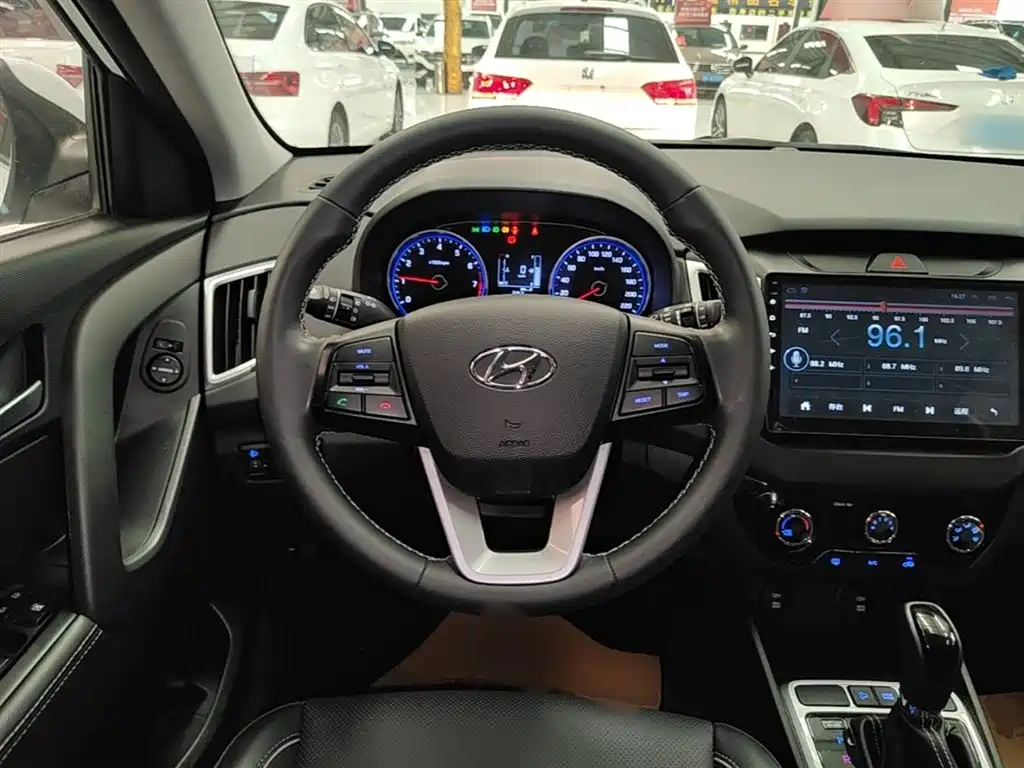 Hyundai Beijing Hyundai ix25 2017 1.6L Automatic Smart Edition фото 11