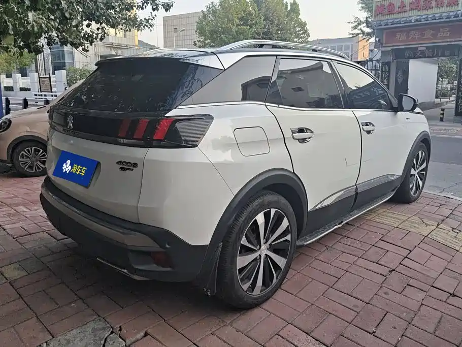 Photo 3 - Peugeot 4008