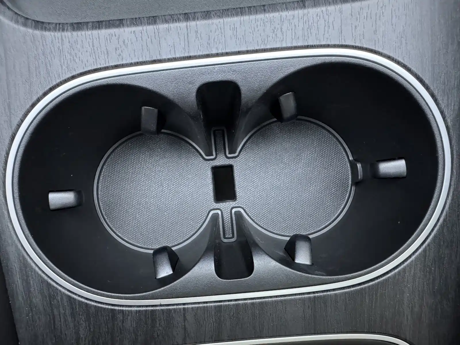 Фото 24 - Roewe D7