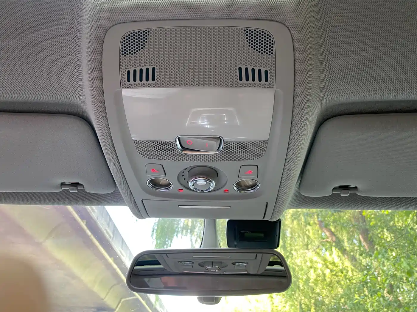 Audi A4L 2013 35 TFSI Automatic Standard фото 21