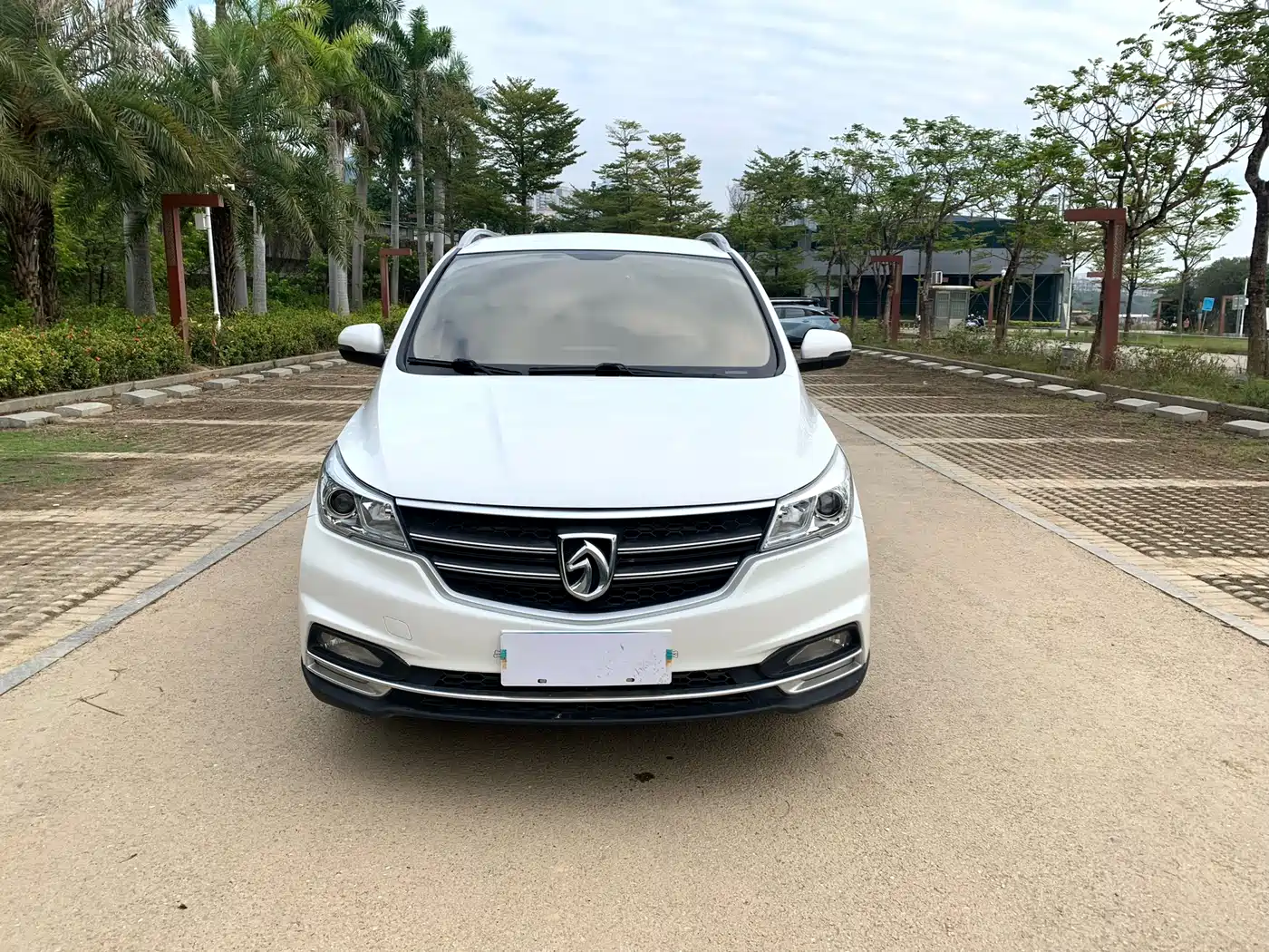 Baojun 730 2019 2019 1.5T CVT Fashion 7-Seater China V