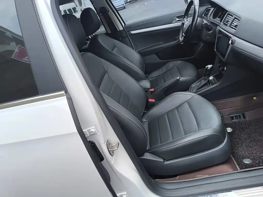 Volkswagen Lavida Tour 2019 2017 180TSI DSG Comfort Edition