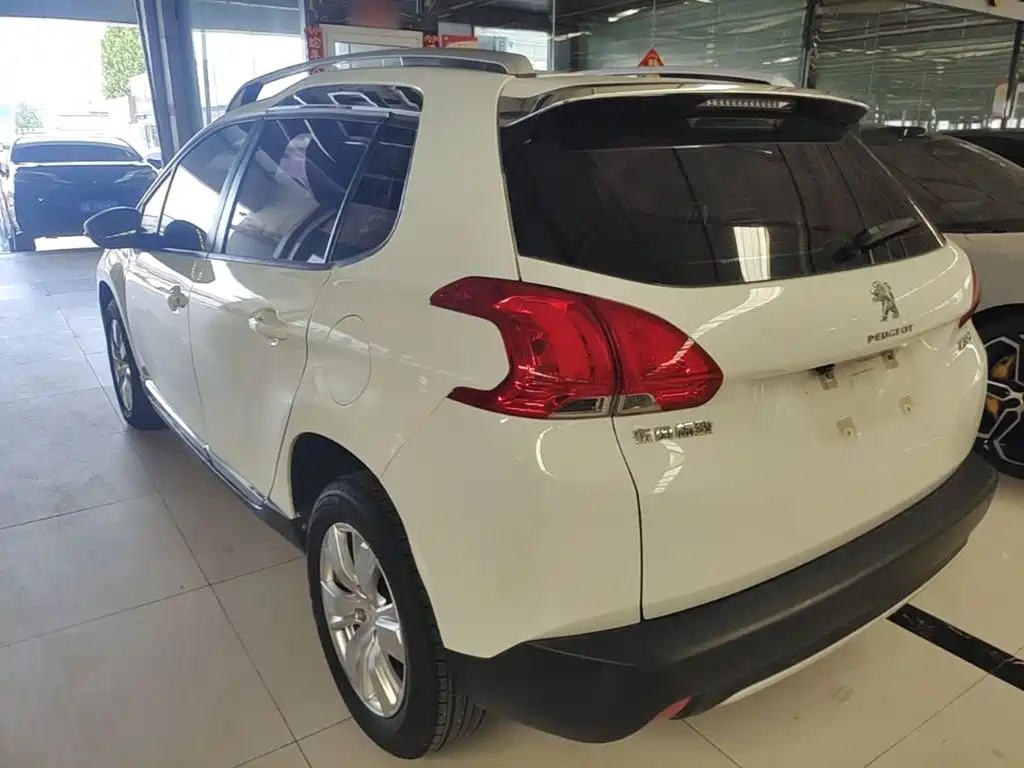 Peugeot 2008 2015 2014 1.6L Automatic Fashion Edition