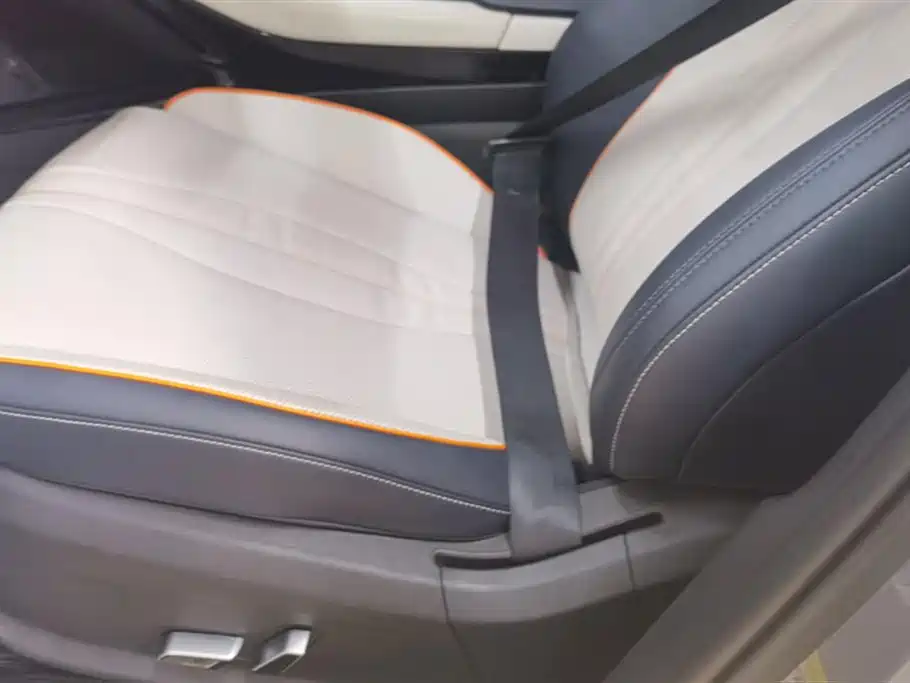 BYD Song PLUS PHEV 2023 Champion Edition DM-i 110KM Flagship PLUS фото 9