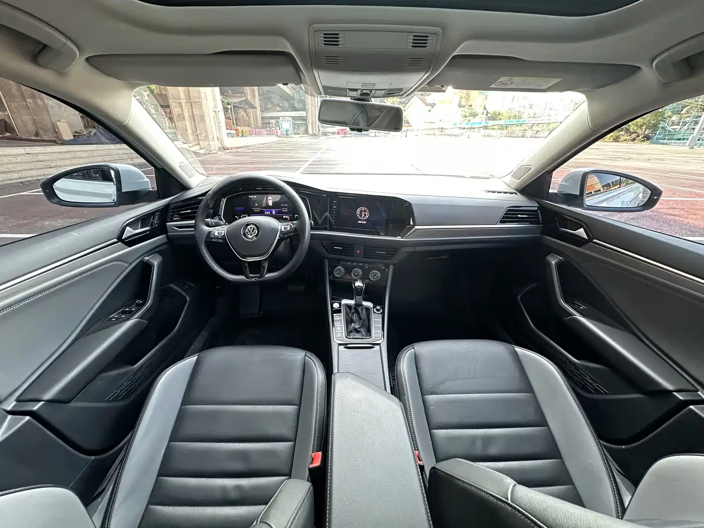 Volkswagen Sagitar 2021 280TSI DSG Surpassing Edition фото 10