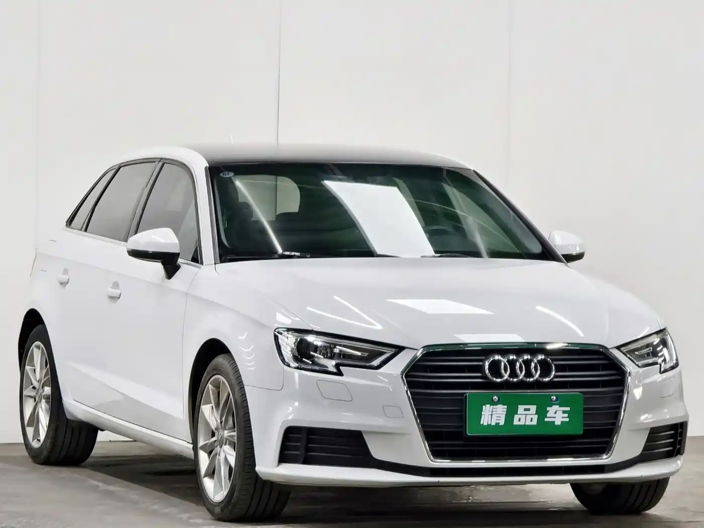 Audi A3 2018 30th Anniversary Sportback 35 TFSI Progressive фото 3