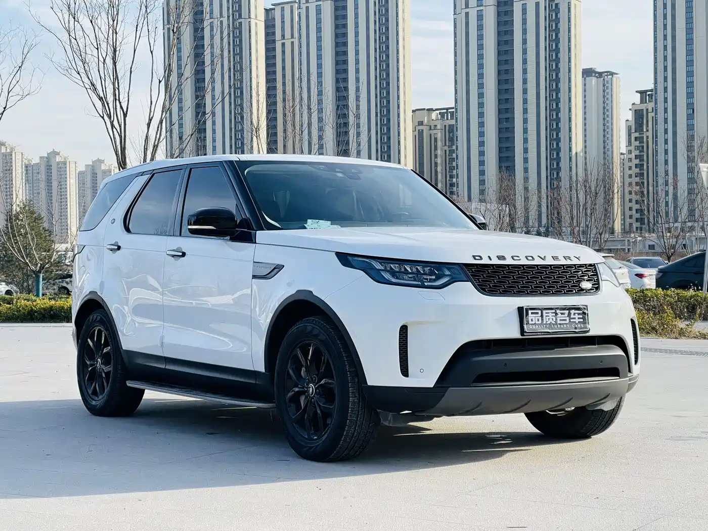 Land Rover Discovery 2020 3.0 SC V6 SE фото 2