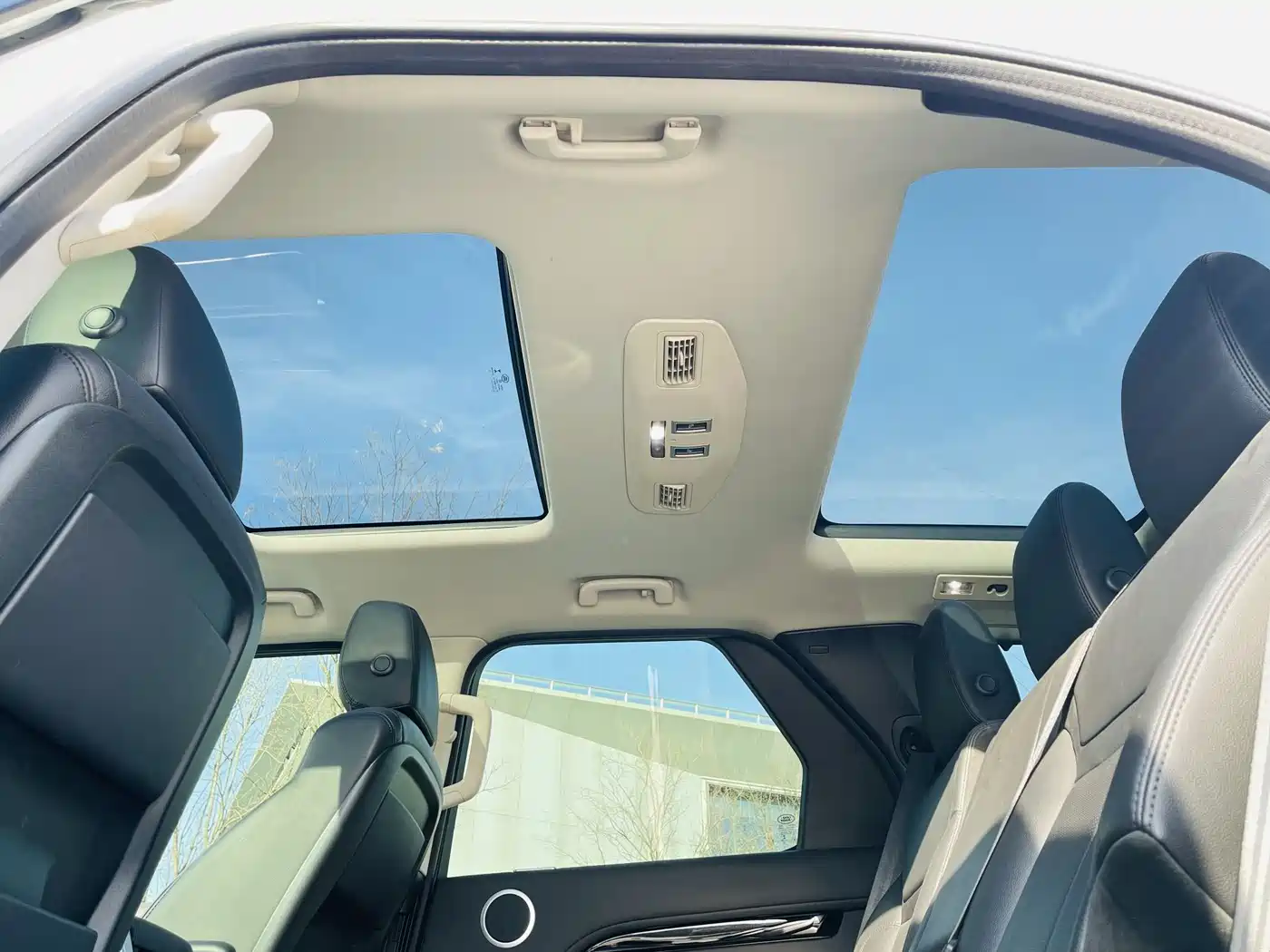 Land Rover Discovery 2020 3.0 SC V6 SE фото 8