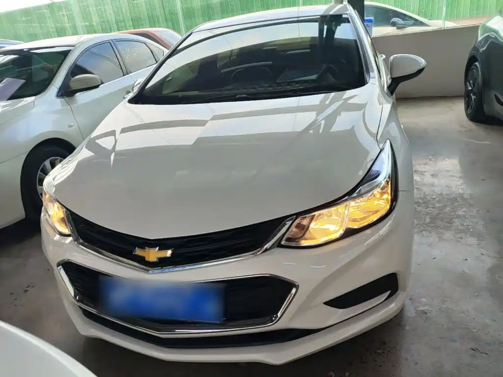 صورة 3 - Chevrolet Cruze