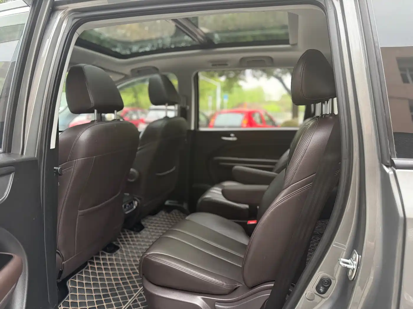 GAC Trumpchi Trumpchi M6 2019 270T Automatic Honor (6-seater) China V фото 5