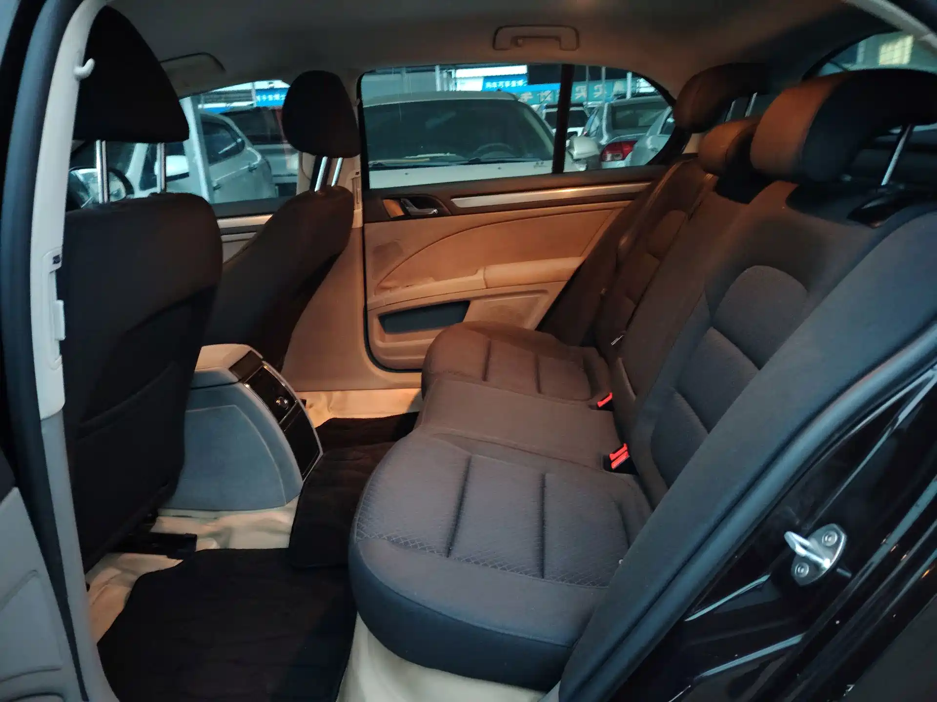 صورة 6 - Škoda Superb