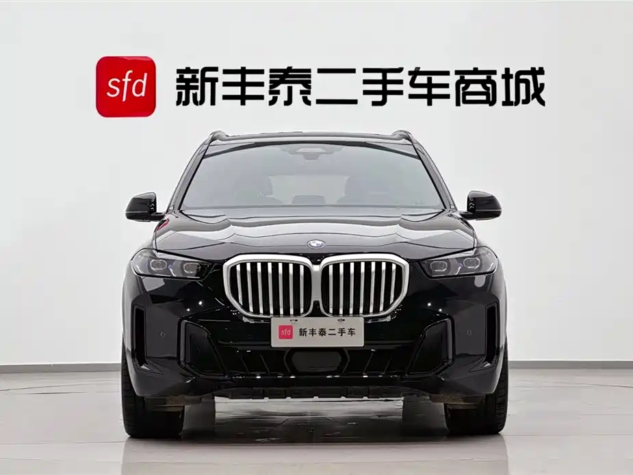 BMW X5 2026 xDrive 40Li M Sport Night Edition Package фото 2