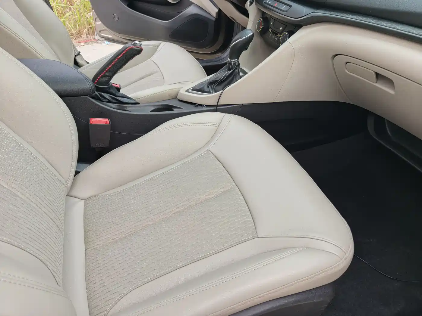 Buick Excelle 2017 15N Automatic Elite фото 15