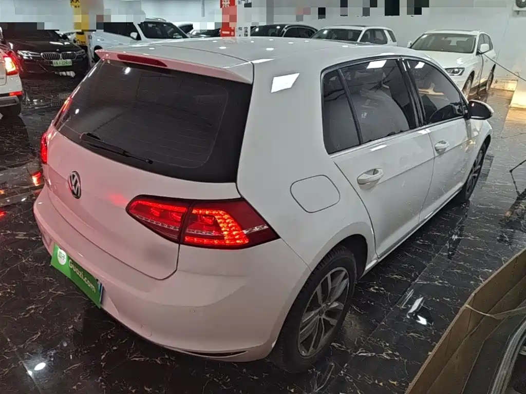Volkswagen Golf 2016 230TSI Automatic Luxury фото 7