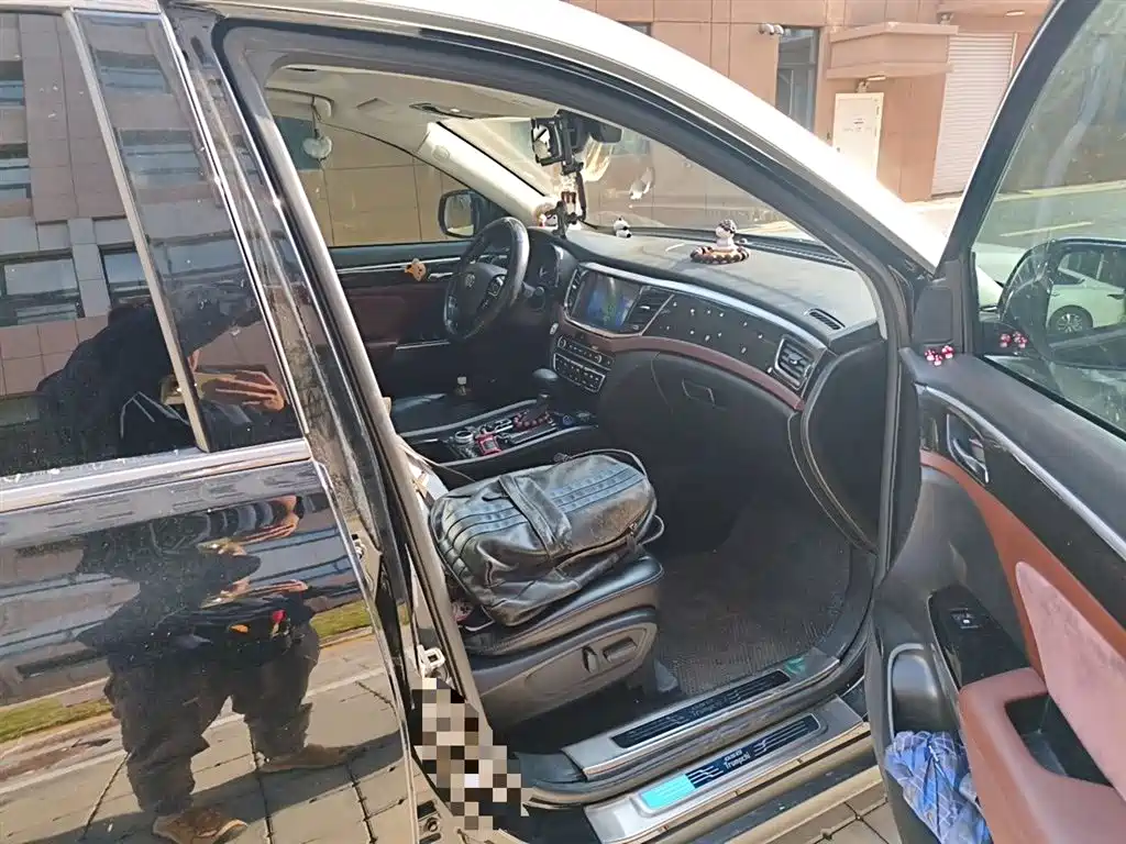 GAC Trumpchi Trumpchi GS8 2017 320T AWD Luxury Smart Connect (7-Seater) фото 20