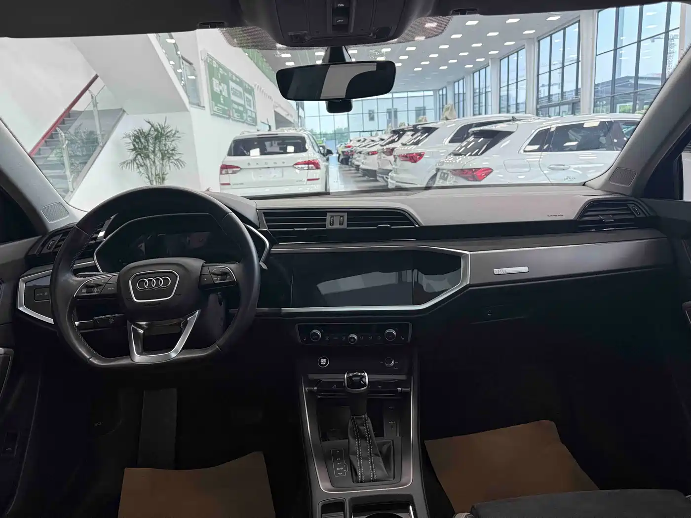 Audi Q3 2022 35 TFSI Fashion Dynamic фото 21