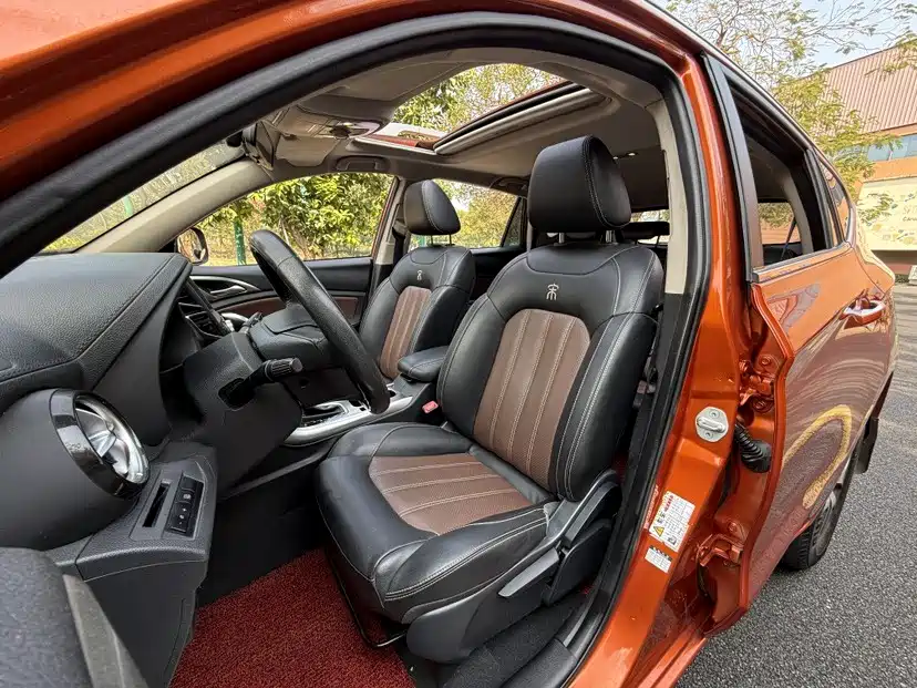 BYD Song 2016 Ultimate Edition 1.5TID Automatic Elite фото 9