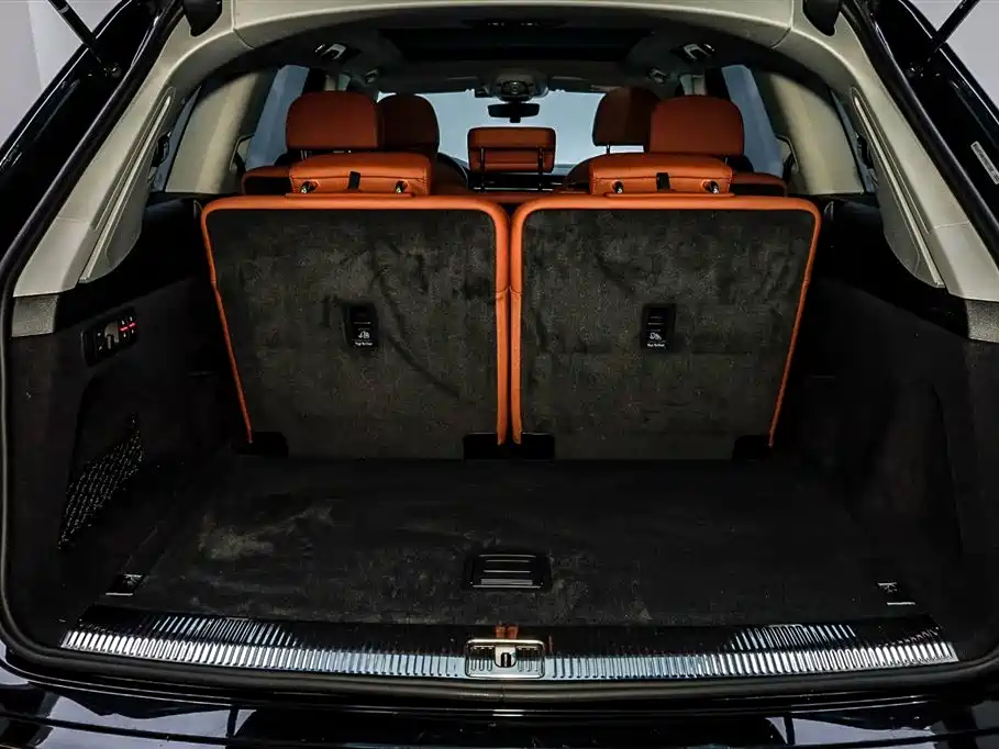 Audi Q7 2023 45 TFSI quattro S line Sport фото 6
