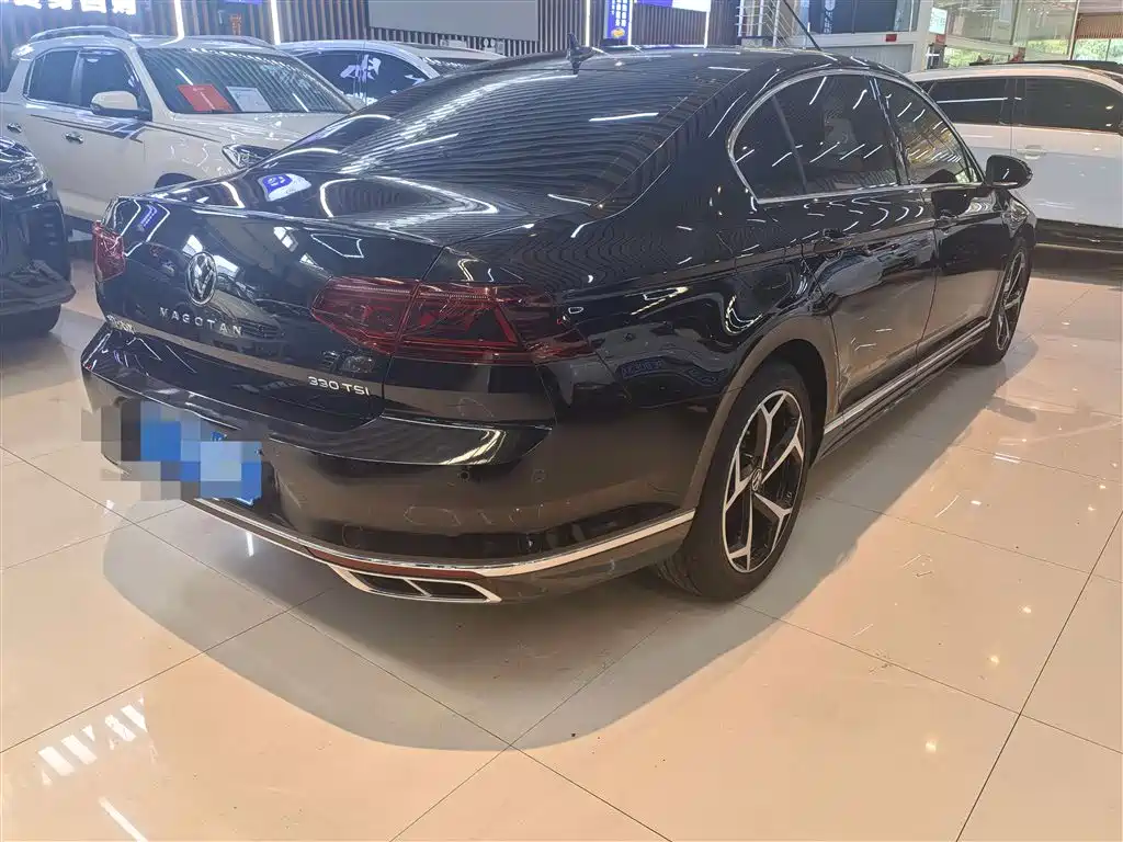 Volkswagen Magotan 2023 Model 2 Million Commemorative Edition 330TSI DSG Luxury фото 6