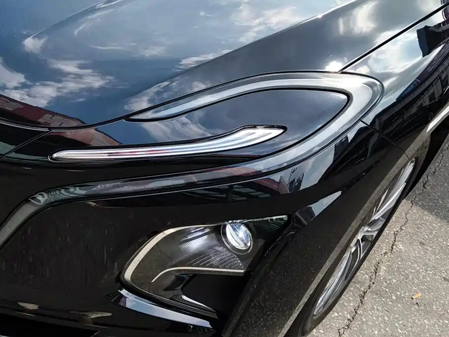 Hongqi E-QM5 2025 2024 500km Travel Edition