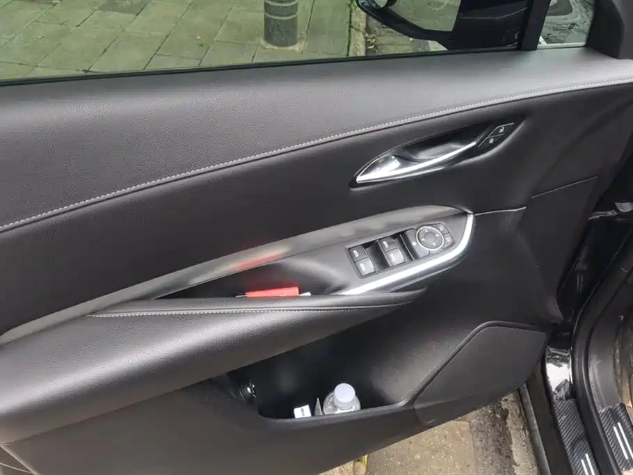Cadillac XT4 2020 Facelift 28T 4WD Leading фото 7