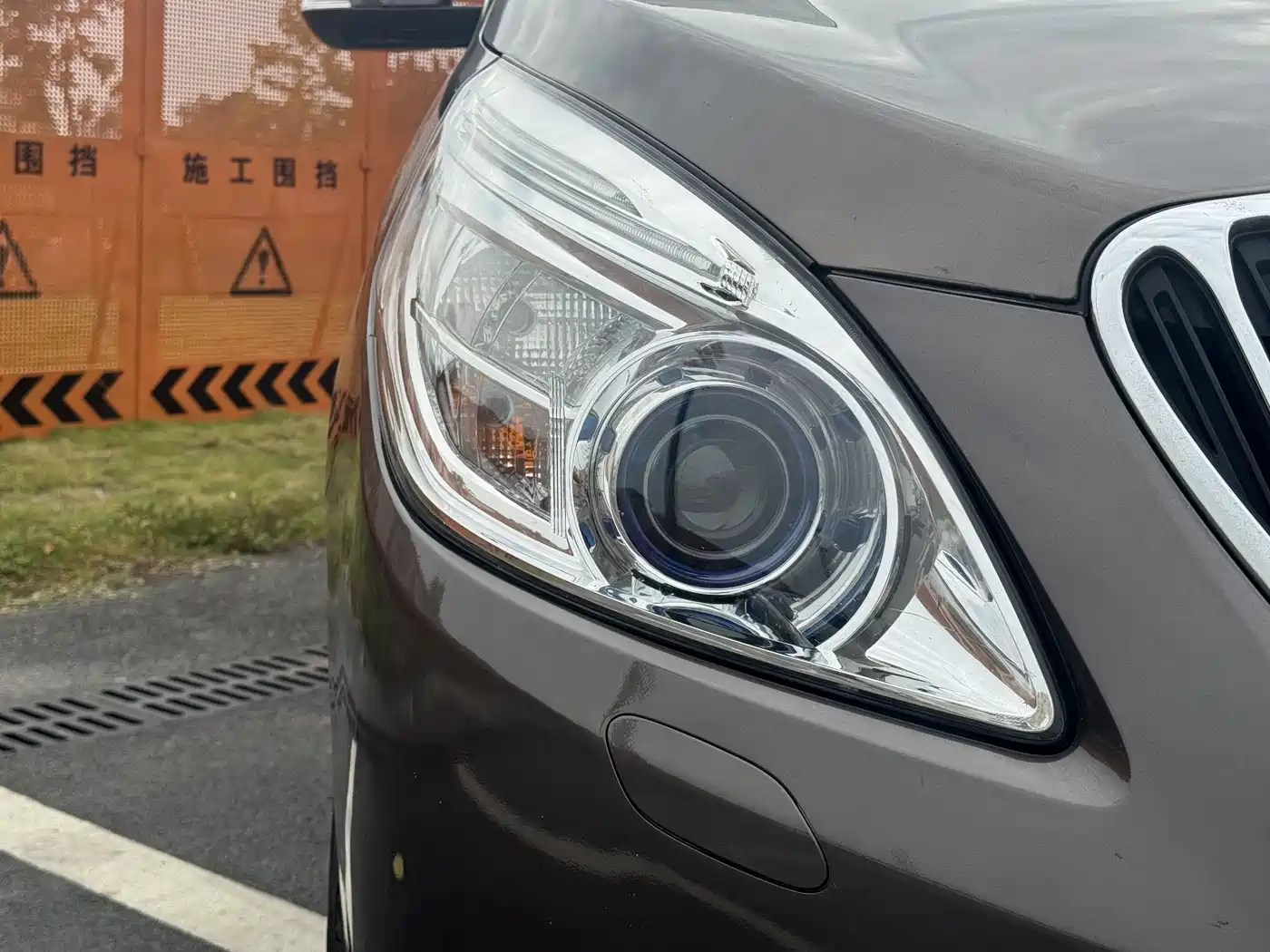 Buick GL8 2011 2.4L LT Luxury Business Executive фото 8