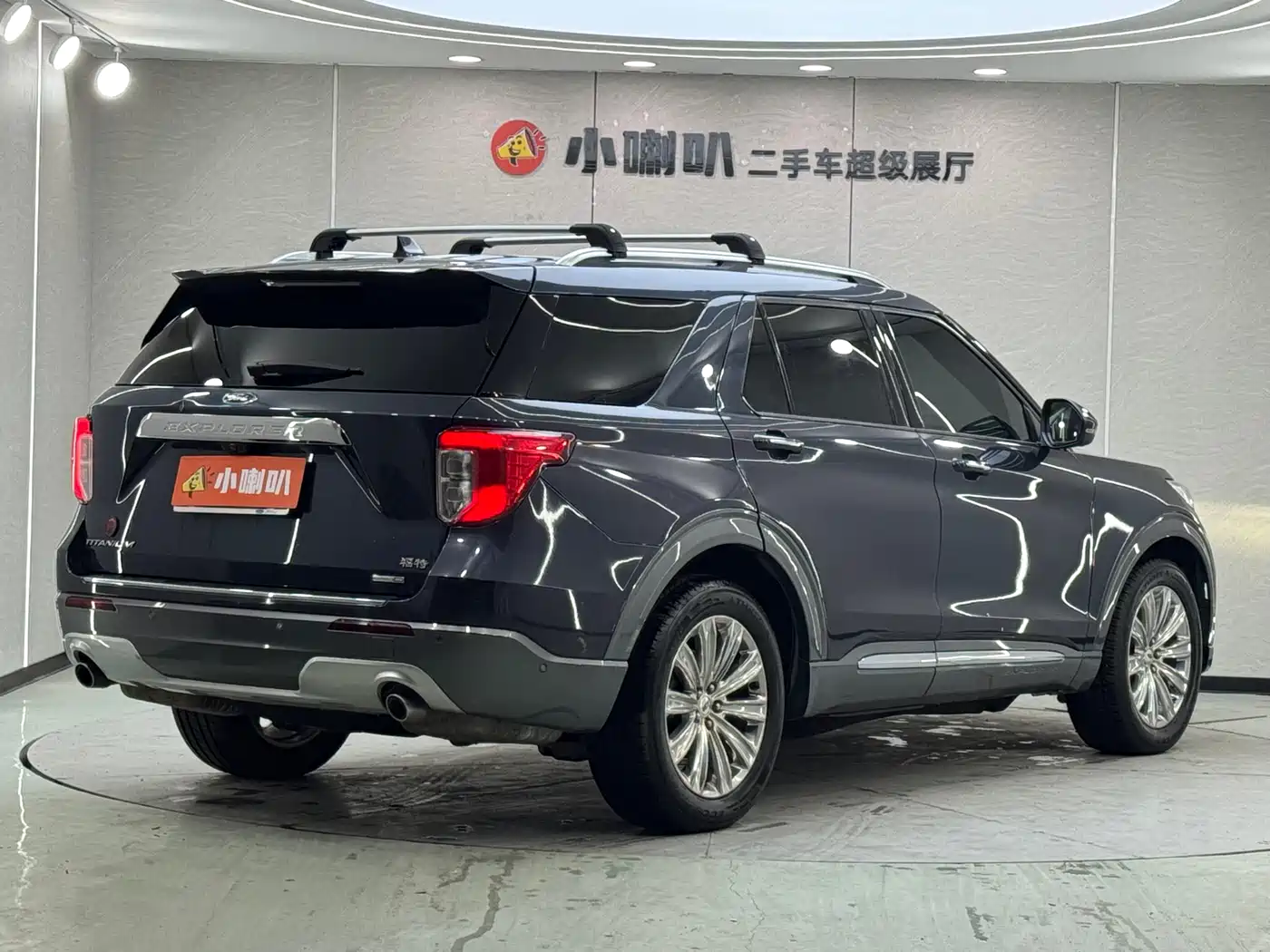 Ford Explorer 2020 EcoBoost 285 AWD Titanium Edition 7-Seater фото 8
