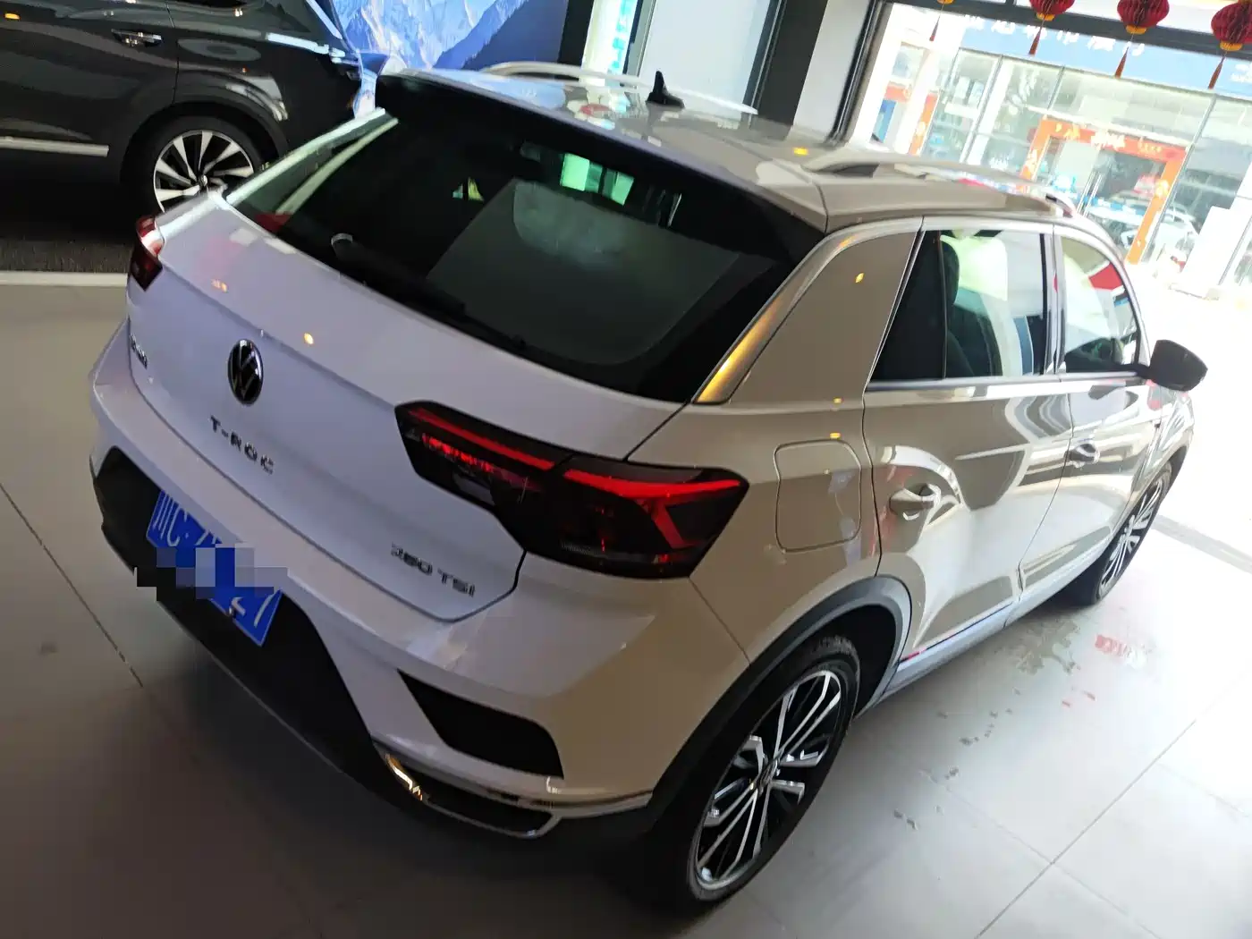 Volkswagen T-ROC 2022 280TSI DSG 2WD Comfort PLUS фото 6