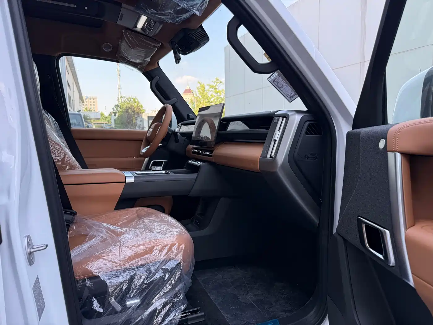 iCAR V27 2026 2026 200KM AWD Falcon 500