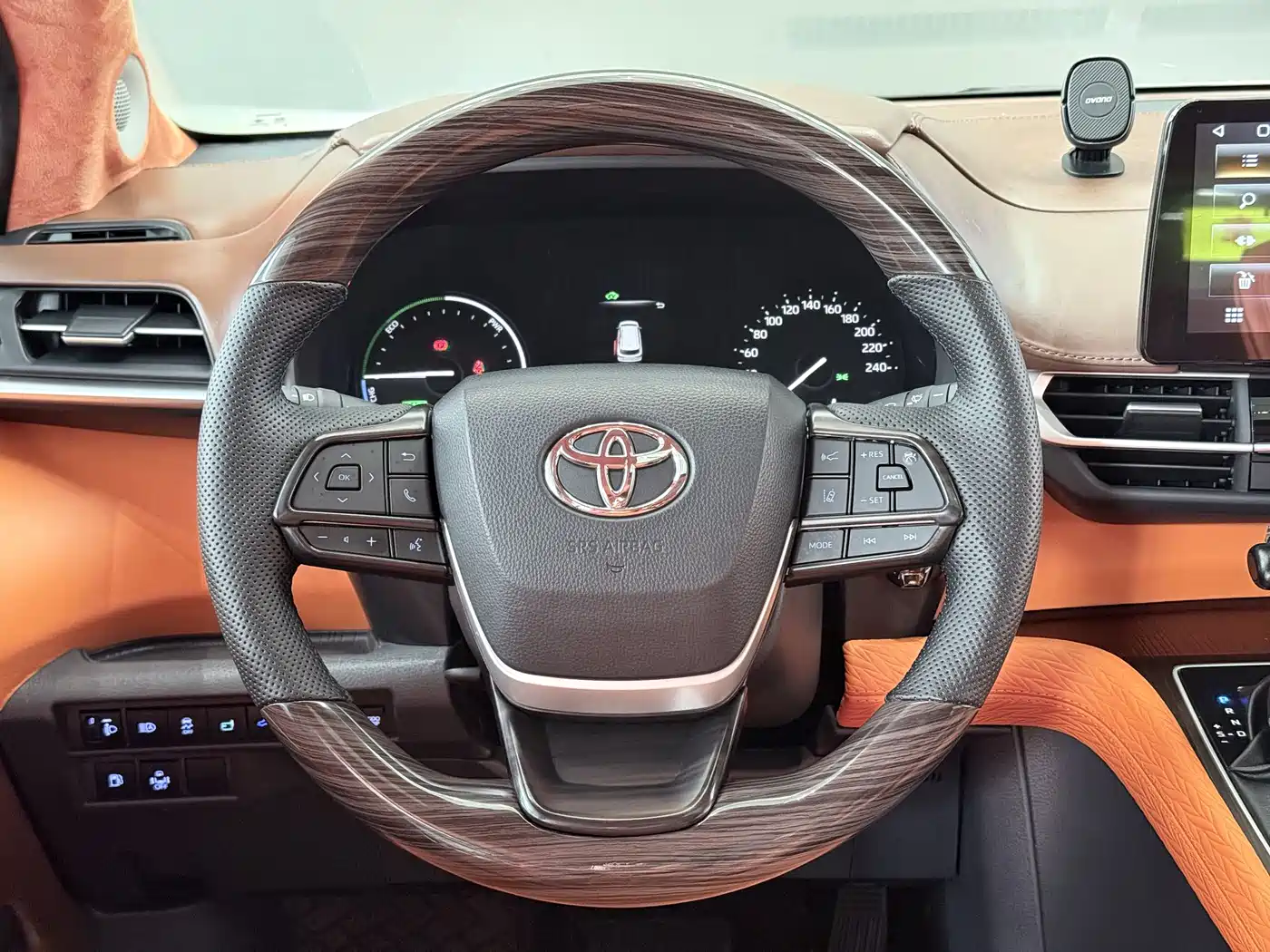Toyota Sienna 2021 2.5L Hybrid Comfort Edition фото 16