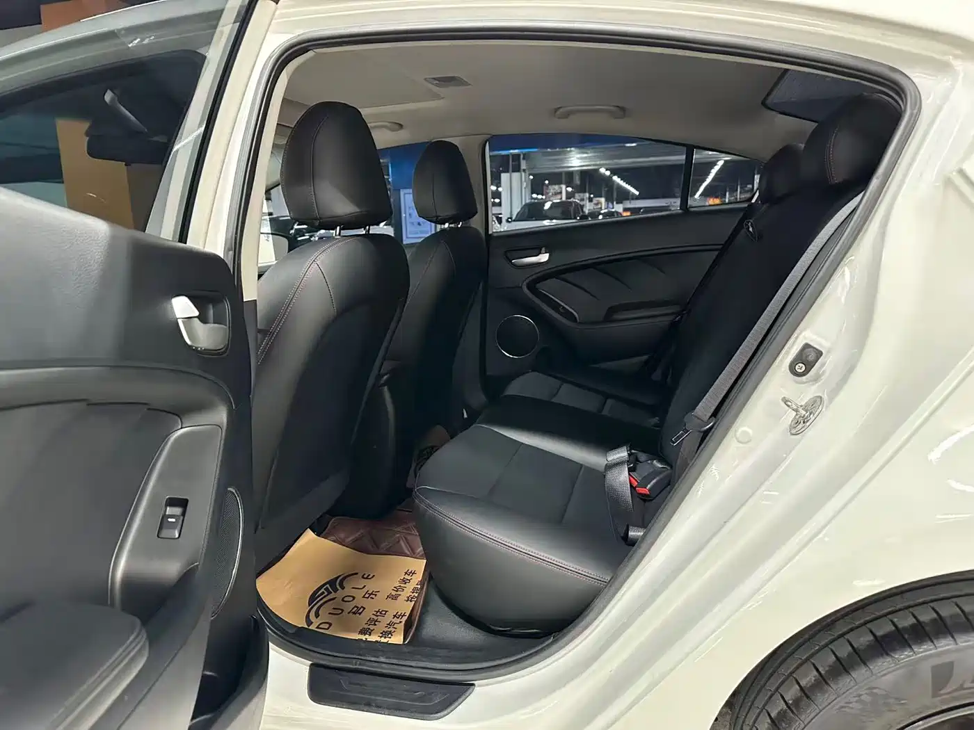 Kia K3 2015 1.6L Automatic GLS фото 6