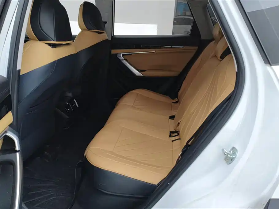 GEELY AUTOMOBILE BOYUE L