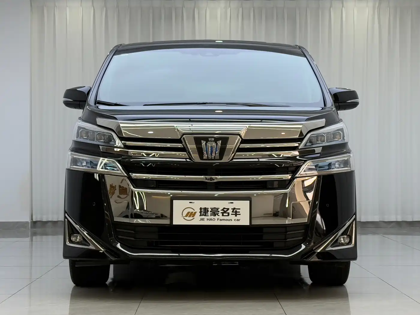 Toyota Vellfire 2023 Crown Hybrid 2.5L HV Premium фото 2